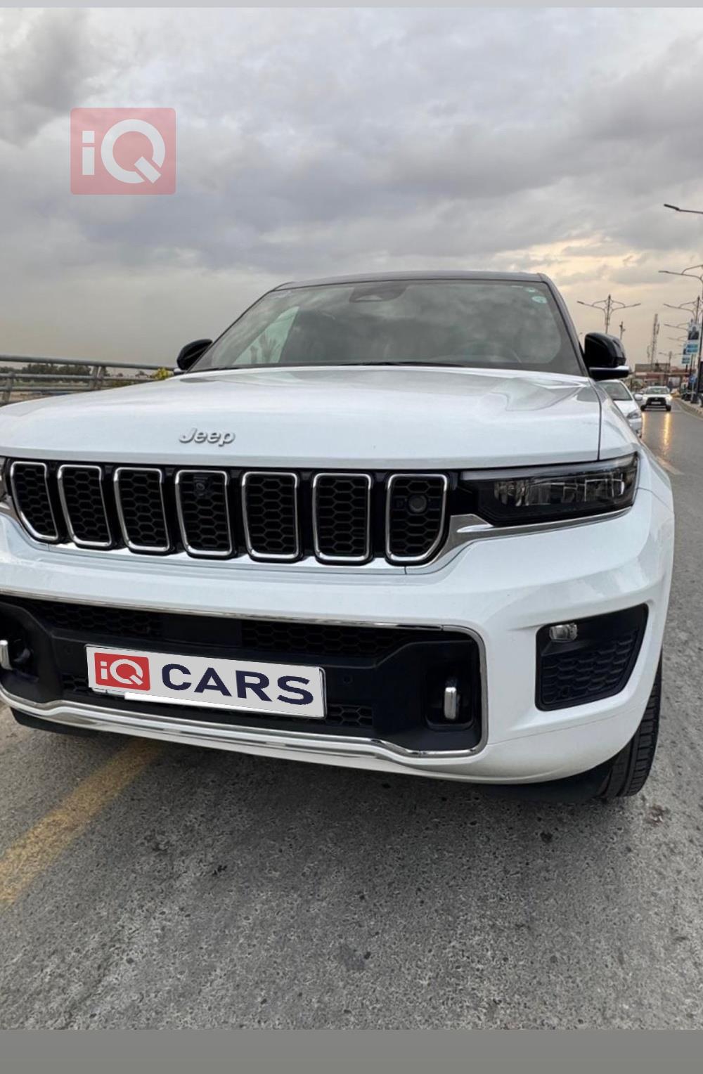 جيب جراند شيروكي